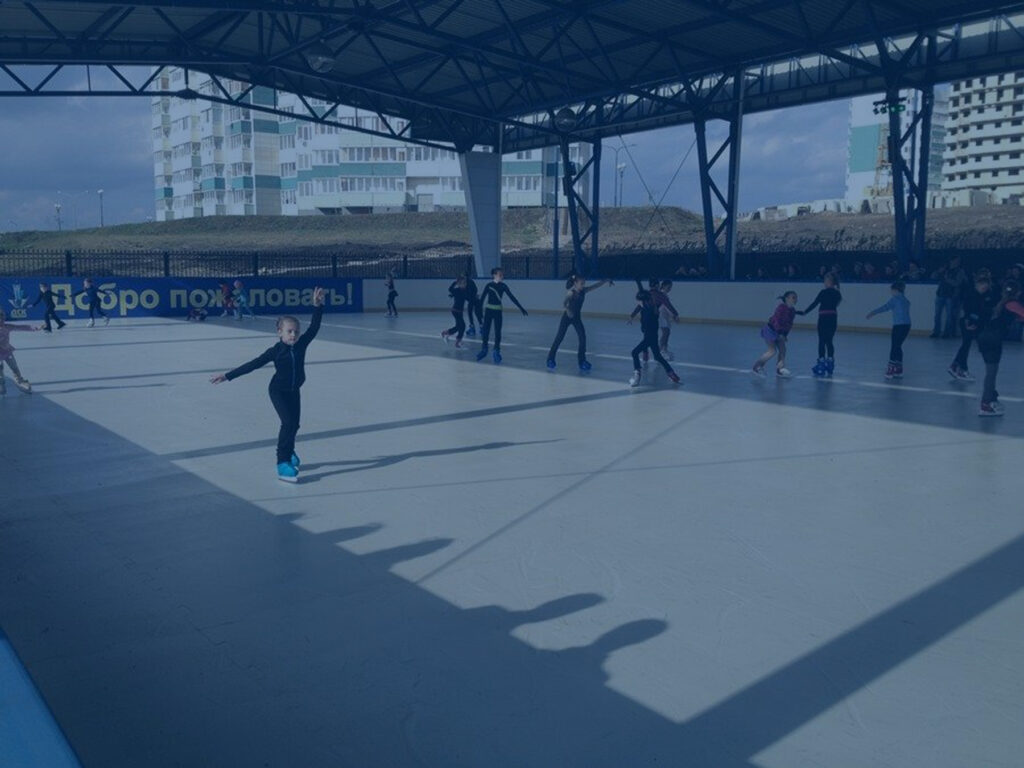 Leading Synthetic Ice Suppliers in Canada